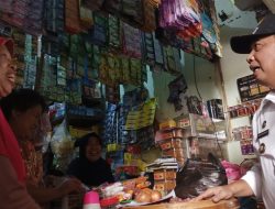 Pj Bupati Madiun Blusukan Kepasar Cek Harga Beras Dan Sembako