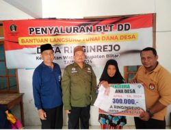 Penyaluran BLT. DD. Desa Ringirejo,Meningkatkan Ekonomi Warga Kurang Mampu