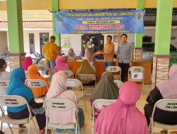 Pemdes Wonokalang Salurkan BLT DD untuk Warga Kurang Mampu
