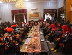 Pj. Bupati Lampung Utara Drs. H. Aswarodi, M.Si., Gelar Audensi Bersama Laskar Merah Putih