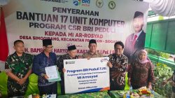 BRI Kanca Krian Salurkan Bantuan Komputer Kepada MI Ar-Rosyad Prambon