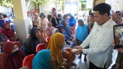 Bupati Sidoarjo Subandi Menyalurkan Bantuan Untuk Warga Sukodono Sebanyak 934