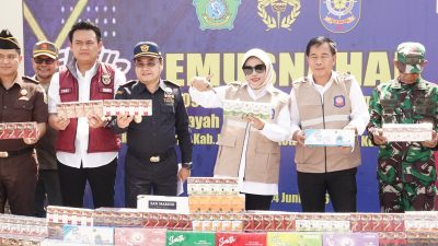Wabup Sidoarjo Mimik Idayana, Pimpin Pemusnahan Rokok Ilegal Sebanyak ,9 Ribu Lebih
