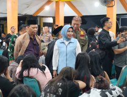 Tempat Karaoke dan PKL, di Kawasan Tol HK Jabon, Puluhan LC Didata dan Jalani Pemeriksaan Kesehatan HIV/AIDS