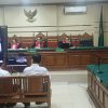 Bupati ponorogo non aktif, sekda dan direktur RSUD dituntut jaksa KPK bersalah