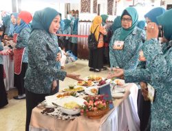 Jambore PKK Jadi Ajang Inovasi, Ketua TP PKK Sidoarjo dr. Hj SriatunDorong Kader Perkuat Peran di Tengah Masyarakat
