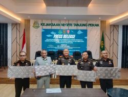 Kejari Tanjung Perak setor ke Kas Negara Rp4,9 miliar, hasil TPPU judi online