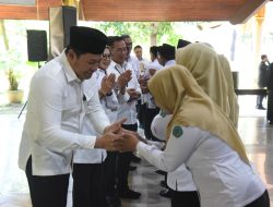 Kukuhkan Ratusan Kepala SD dan SMP Negeri, Bupati Subandi Ingatkan Jabatan Itu Amanah