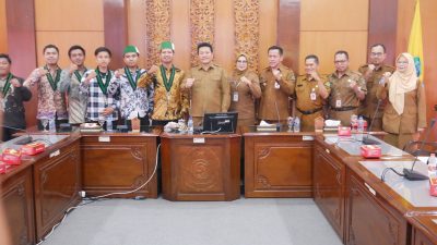 Berdialog dengan Bupati Subandi, HMI Cabang Sidoarjo Nyatakan Dukung Pemberantasan Miras dan Penanggulangan HIV/AIDS