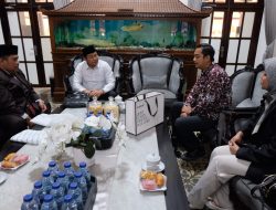 Tas Kulit Sidoarjo Menuju Paris Fashion Week, Bupati Subandi Apresiasi Acapcop