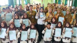 MTsN 4 Sidoarjo Luncurkan Antologi Perempuan yang Menginspirasi Sidoarjo,Rekam Kiprah Wabup Mimik Idayana